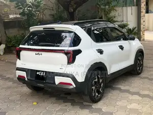 Kia Sonet GTX PLUS 2025