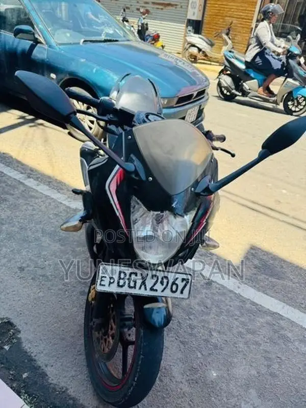 Suzuki Gixxer SF 2018