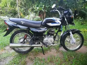 Bajaj CT100 2012
