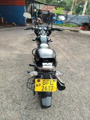 Bajaj Discover 125 2017
