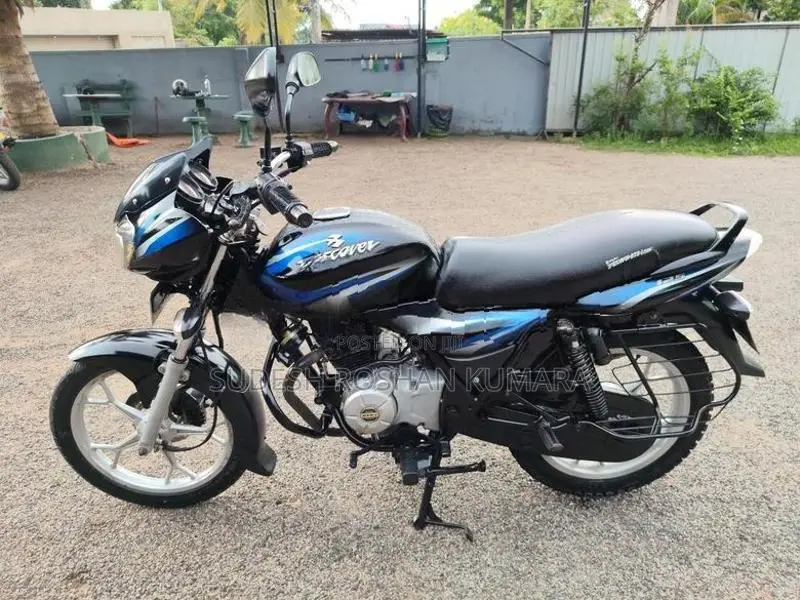 Bajaj Discover 125 2017