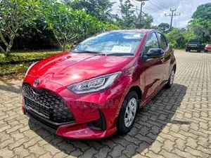 Toyota Yaris G Grade LED 4Way BSM 2026