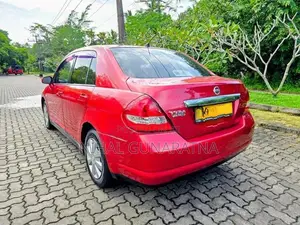 Nissan Tiida Latio 2008