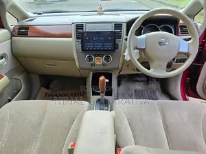 Nissan Tiida Latio 2008