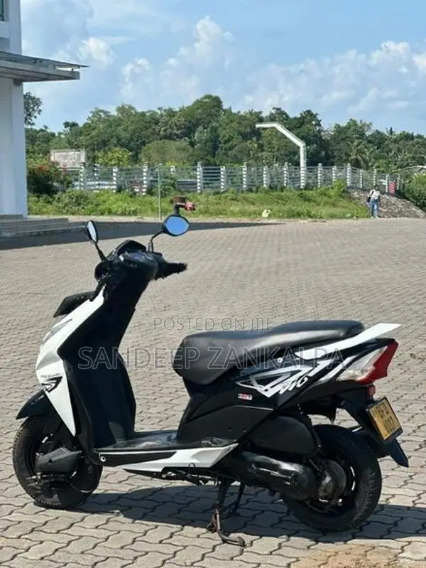Honda Dio 2017