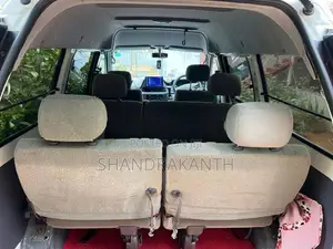 Toyota Noah KR42 2007