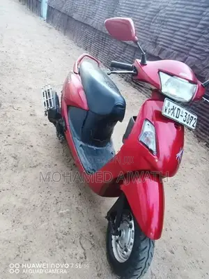 Hero Pleasure Red Edition 2011