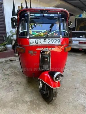 Bajaj RE 2010
