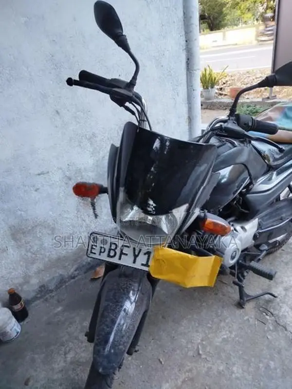Bajaj Platina 100 ES 2015