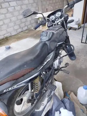 Bajaj Platina 100 ES 2015