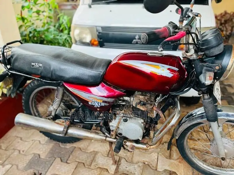 Bajaj Boxer 2017