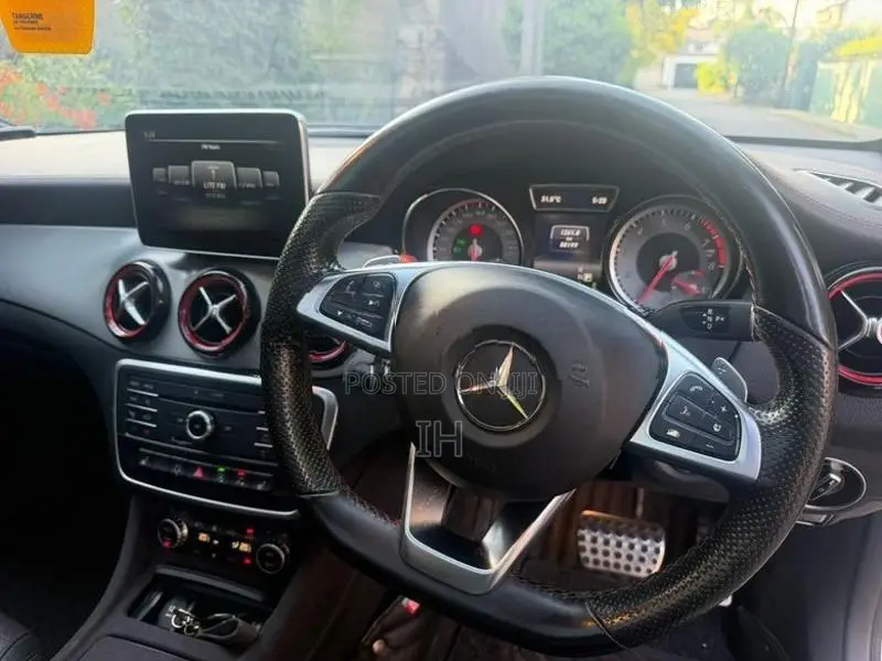 Mercedes Benz CLA 180 Sunroof AMG 2018