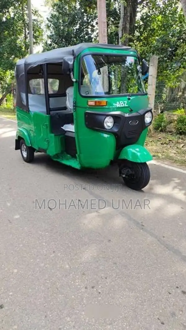 Bajaj RE 2026