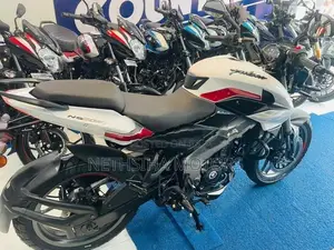 Bajaj Pulsar NS200 BS7 2026