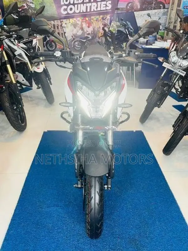 Bajaj Pulsar NS200 BS7 2026
