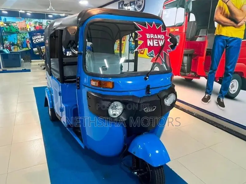 Bajaj RE 2026