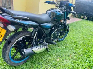 Bajaj Discover 135 2009