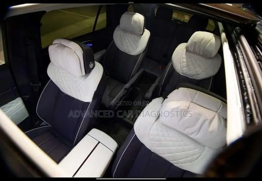 Cadillac HONGQI R ROYCE E HS9 2026