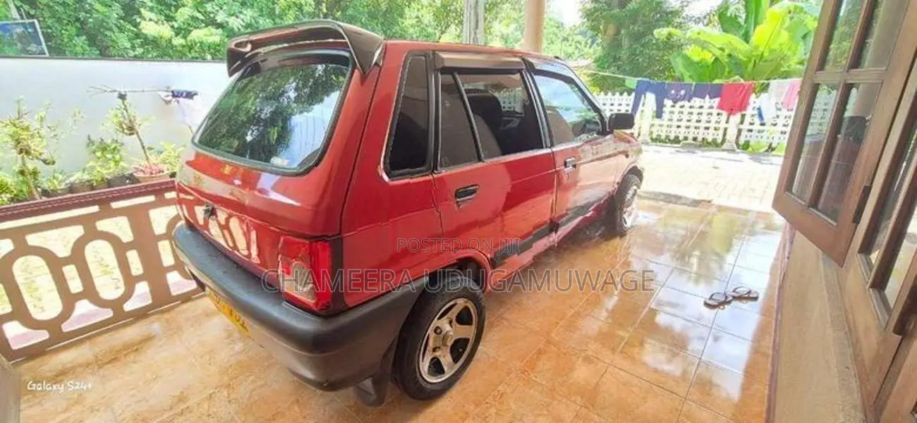 Maruti Suzuki 800 2010