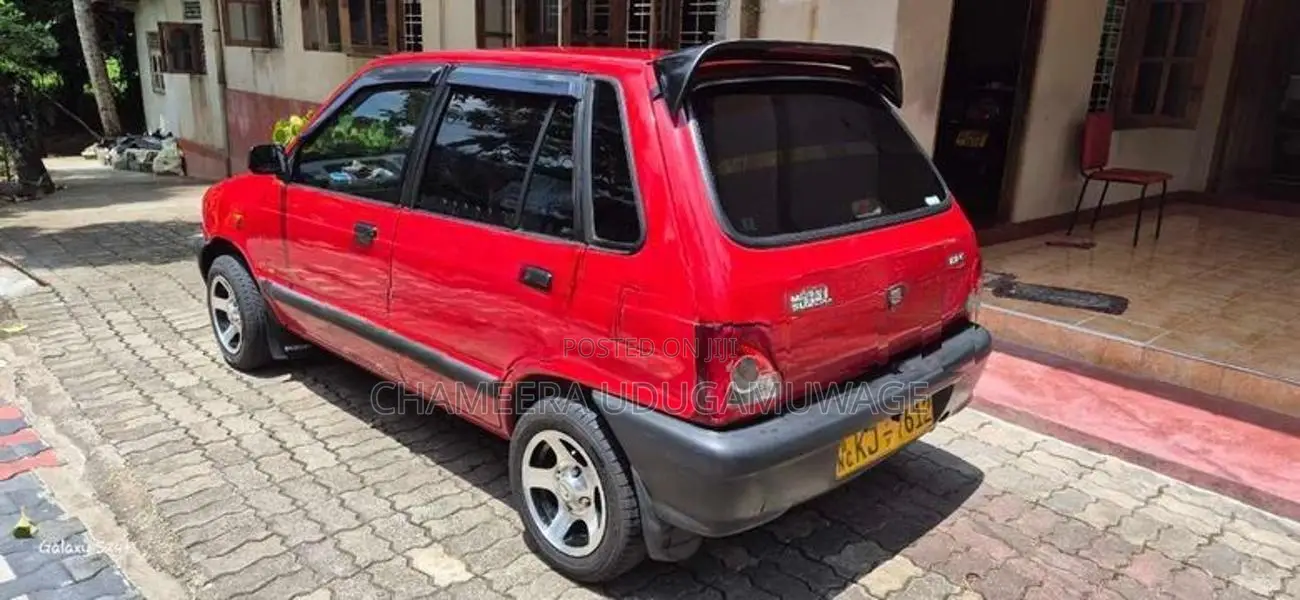 Maruti Suzuki 800 2010