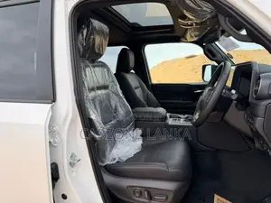 Toyota Land Cruiser Prado 250 VX 2026