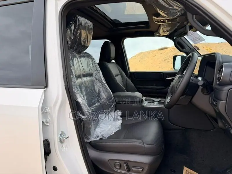 Toyota Land Cruiser Prado 250 VX 2026