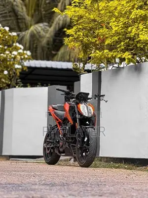 KTM Duke 160 2026