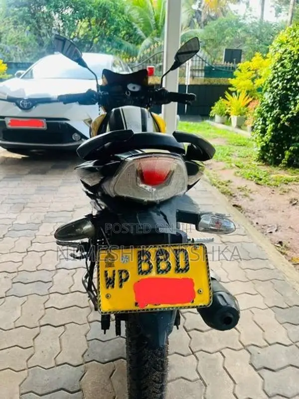 TVS Apache 2014