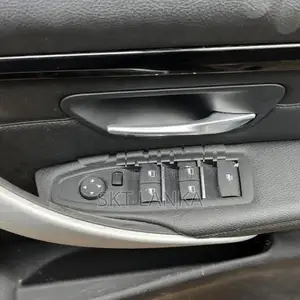 Genuine BMW 420i 420d 2018 M Sport Driver Door Complete - WHITE