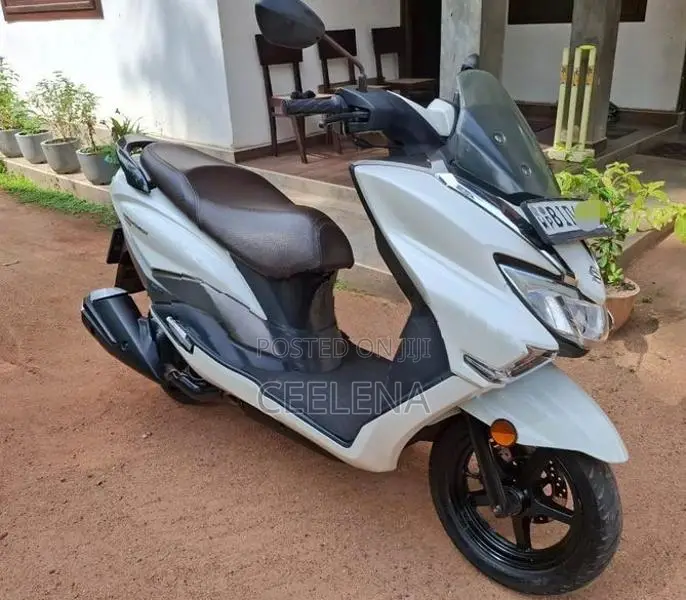 Suzuki Burgman 125 2019
