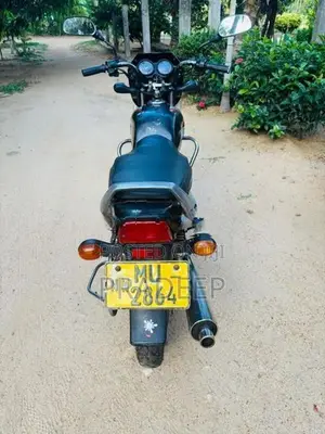 Bajaj CT100 2006