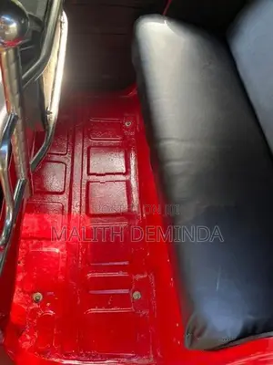 Bajaj RE 2005
