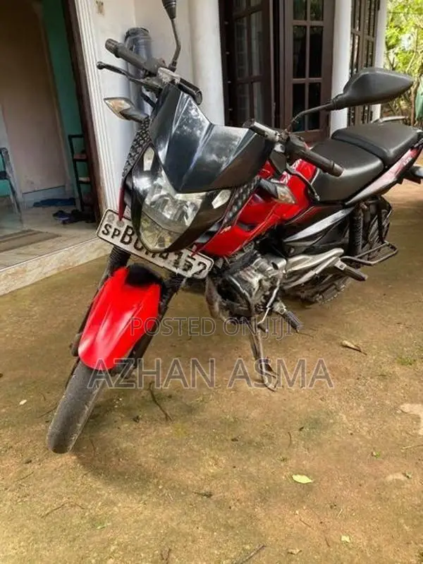 Bajaj Pulsar 135 2015