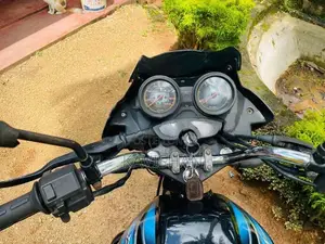 Bajaj Discover 2014