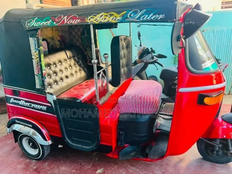 Bajaj RE 2 Stroke 2004