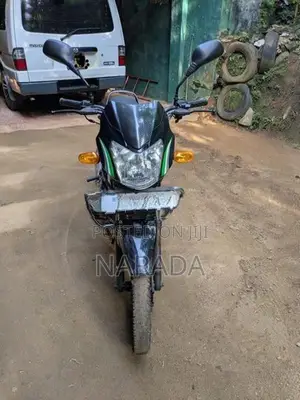 TVS Metro 2016