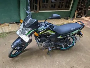 TVS Metro 2016