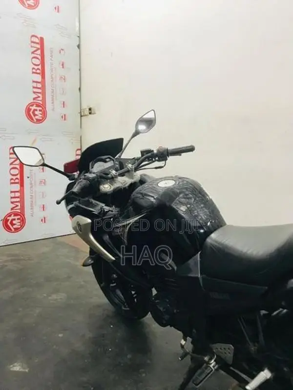 Yamaha Fazer 2015