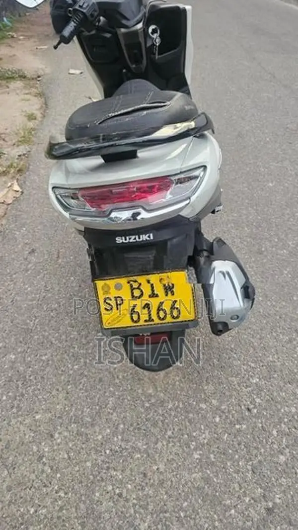 Suzuki Burgman 125 2020