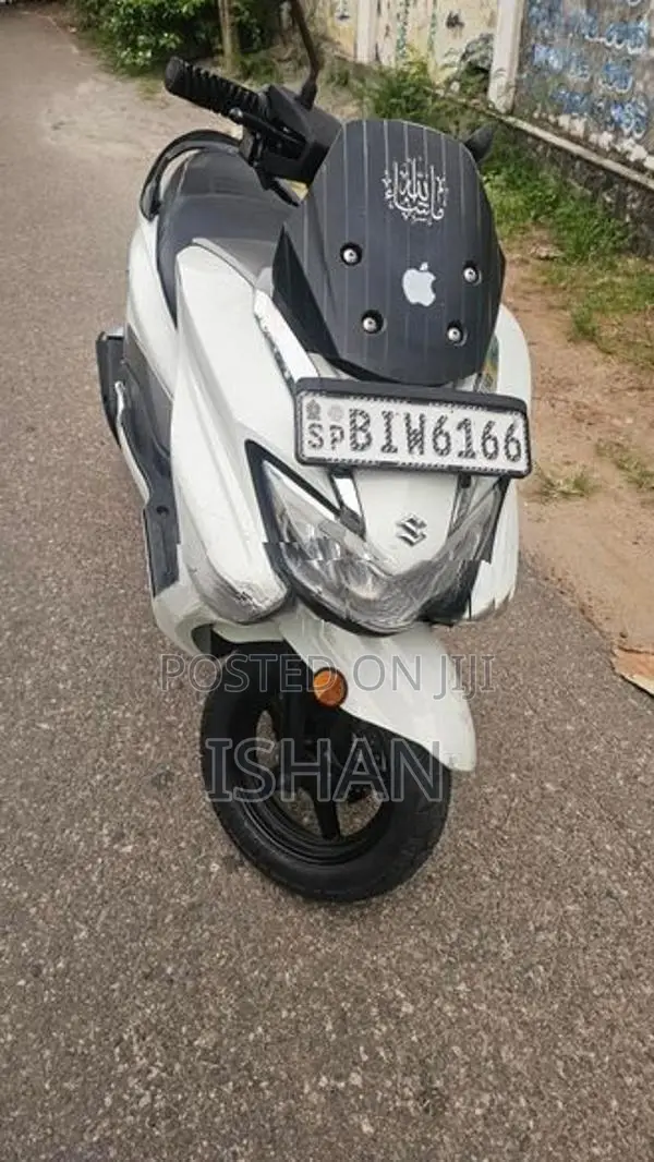 Suzuki Burgman 125 2020