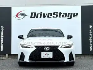 Lexus IS 300 F Sport 2025