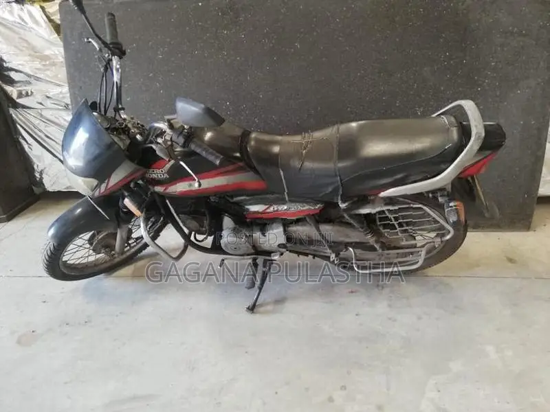 Hero HF Deluxe 2009