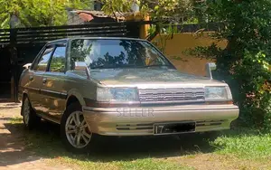 Toyota Corona 1987