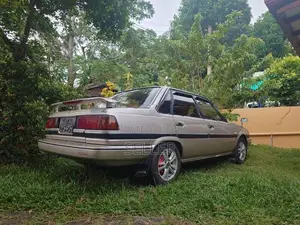 Toyota Corona 1987