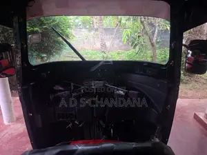 Bajaj RE 2015