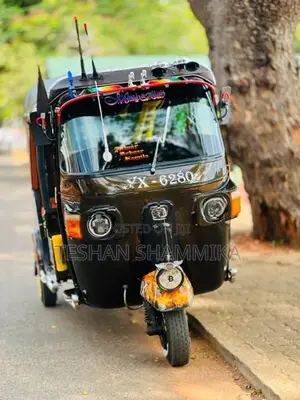 Bajaj RE 2012
