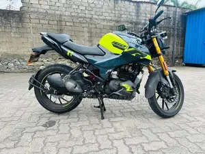 Hero Hunk 160R 4V 2025
