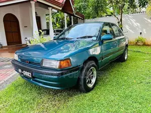 Mazda 3 1990