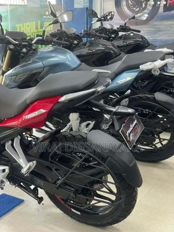 Bajaj Pulsar N160 Premium 2026
