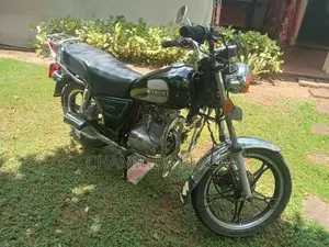 Suzuki GN 125 2002